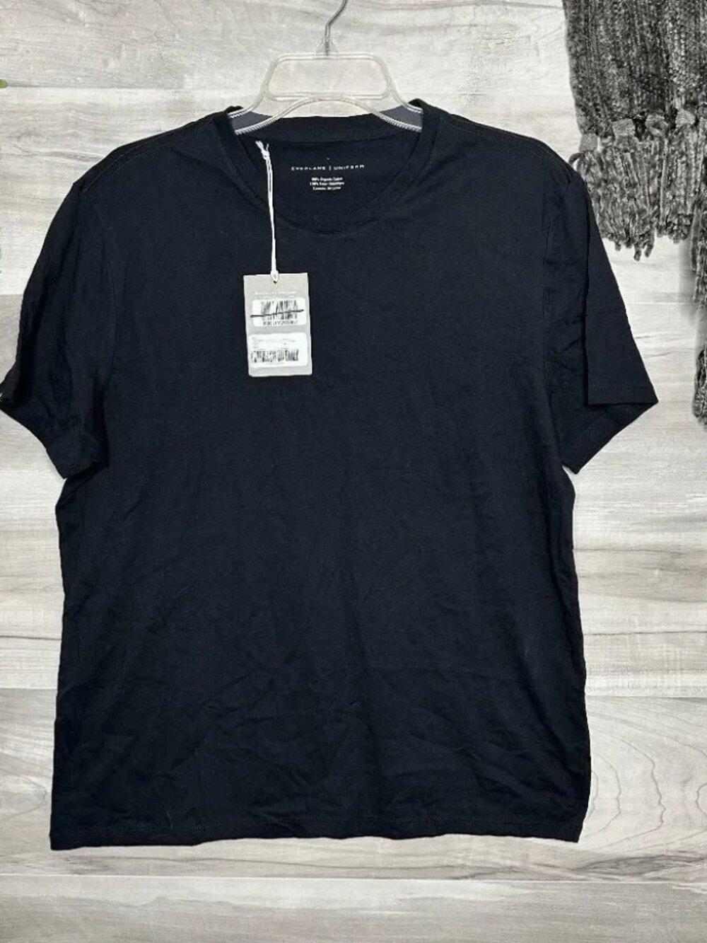 Everlane Mens Black Soft Organic Cotton Crewneck Lightweight T-Shirt - Picture 4 of 7